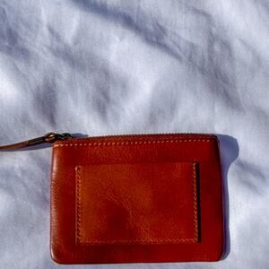 🤎 The Madewell Leather Zip Coin Pouch / Wallet in English Saddle 🤎